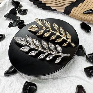 Leaf Collar Brooch, Shirt Pin, Gold or Silver Leaf Collar Brooch, Leaf Jewerly, Handmade Brooch, Wedding pin zdjęcie 6