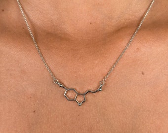 Serotonin-Molekül-Halskette, Einzigartige Chemie-Halskette, Halskette für Wissenschaftsliebhaber, Serotonin-Molekül-Anhänger