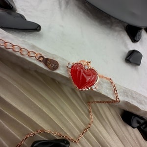 Collar colgante de corazón de carnelian rojo, collar de encanto de corazón de carnelian delicado, regalo de piedra de nacimiento de enero para ella imagen 5