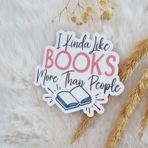 Mi piacciono più i libri che gli adesivi impermeabili People | Adesivi da lettura | Adesivi per amanti dei libri | Adesivi pianificatore | Adesivi per tablet portatili