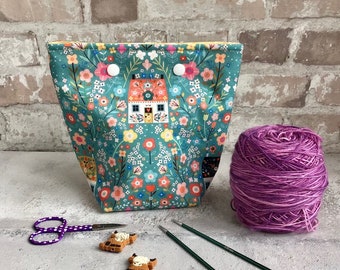 House Small Project Bag, Country Cottage Yarn Keeper, Sock Yarn Holder, Summer Knitting, Gift for Mum, Gift for Knitter