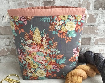 Tilda Floral Project Bag, Tilda Knitting Crochet Bag, WIP Tilda Bag, Christmas Tilda, Green Floral Yarn Bag Holder, Christmas for Knitting