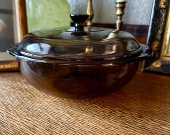 Vintage Pyrex Amber Casserole Dish: 2 Qt Fireside Cookware