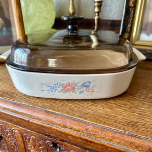 Vintage Corning Ware Blue Cornflower A-10-B 2.5L Casserole Dish