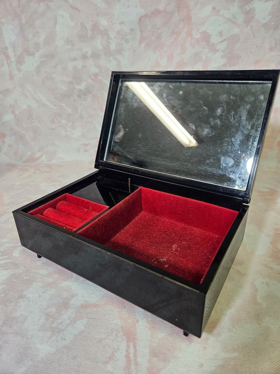 Vintage Japanese Black Inlaid Jewelry Box - image 3