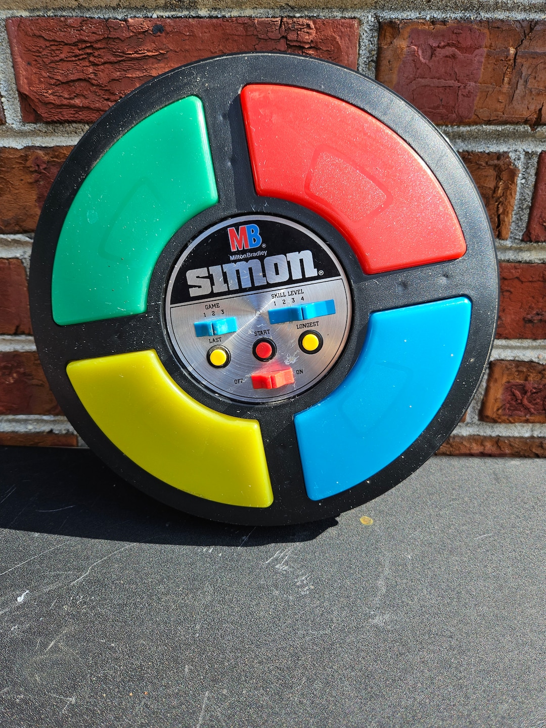 Vintage Milton Bradley Simon Says Game 1978 - Etsy