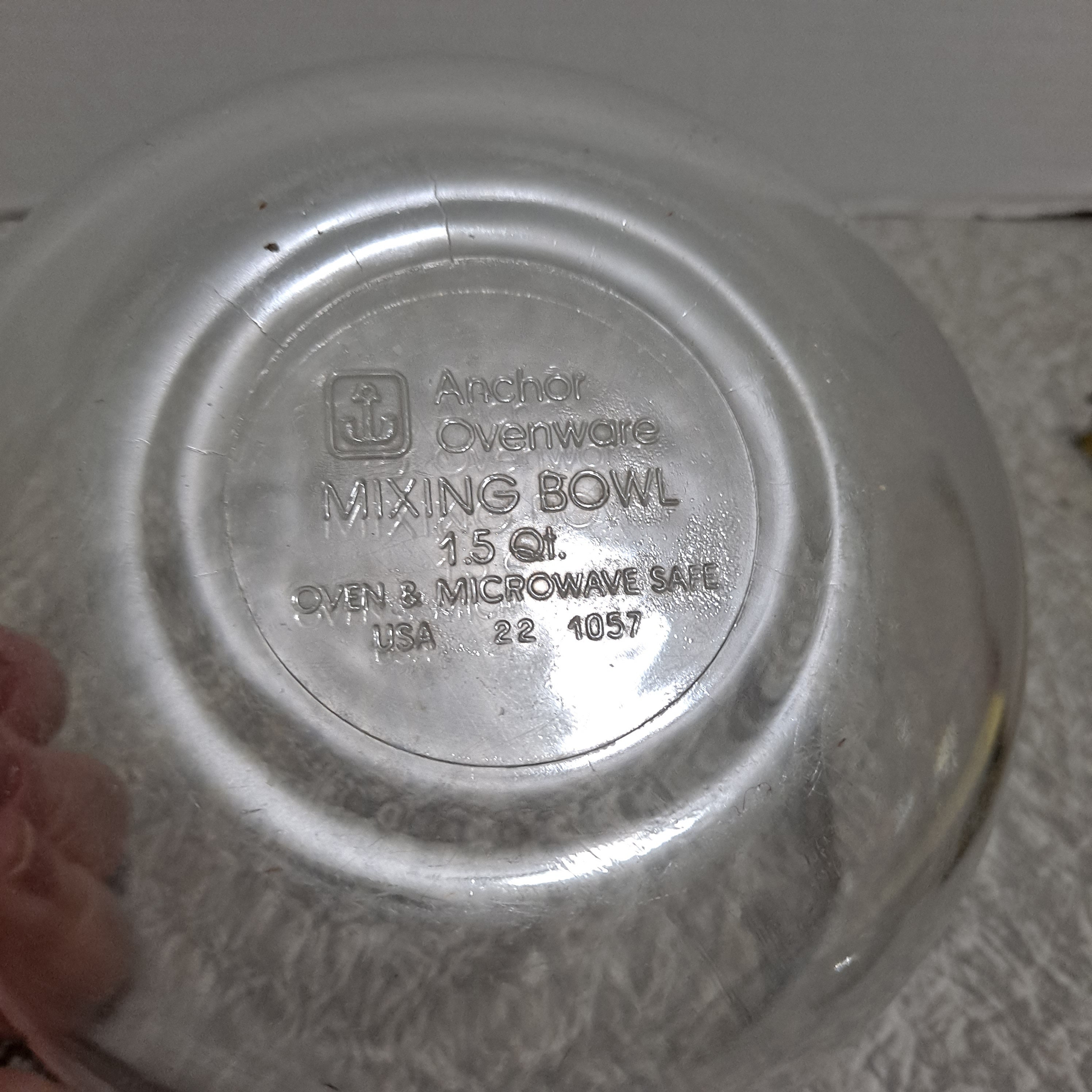 Vintage Anchor Hocking 1057 Clear Glass 1.5 Qt Oven Safe Mixing Serving