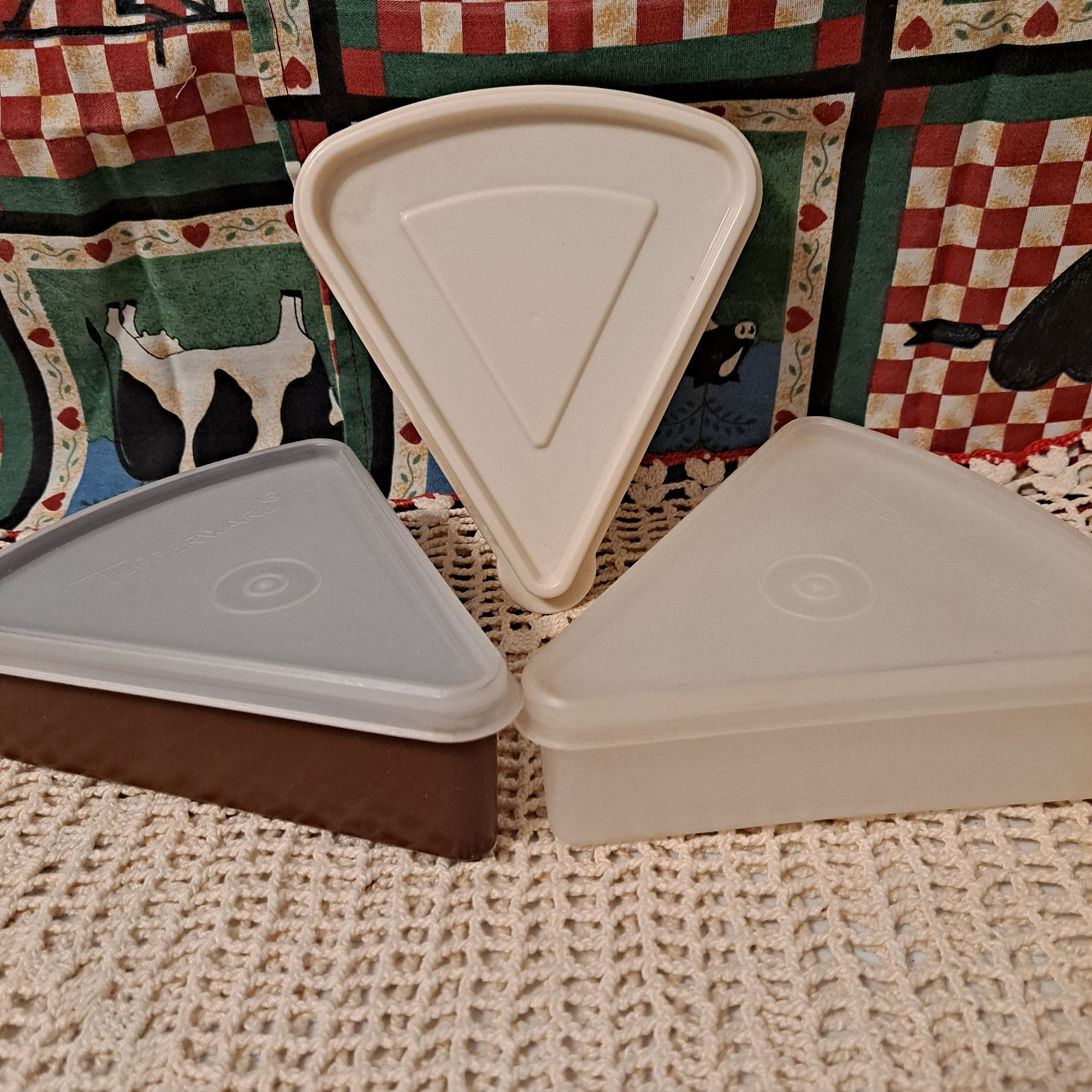 3 Authentic 1950s Tupperware Pie Slice Carrier Keepers - Ruby Lane