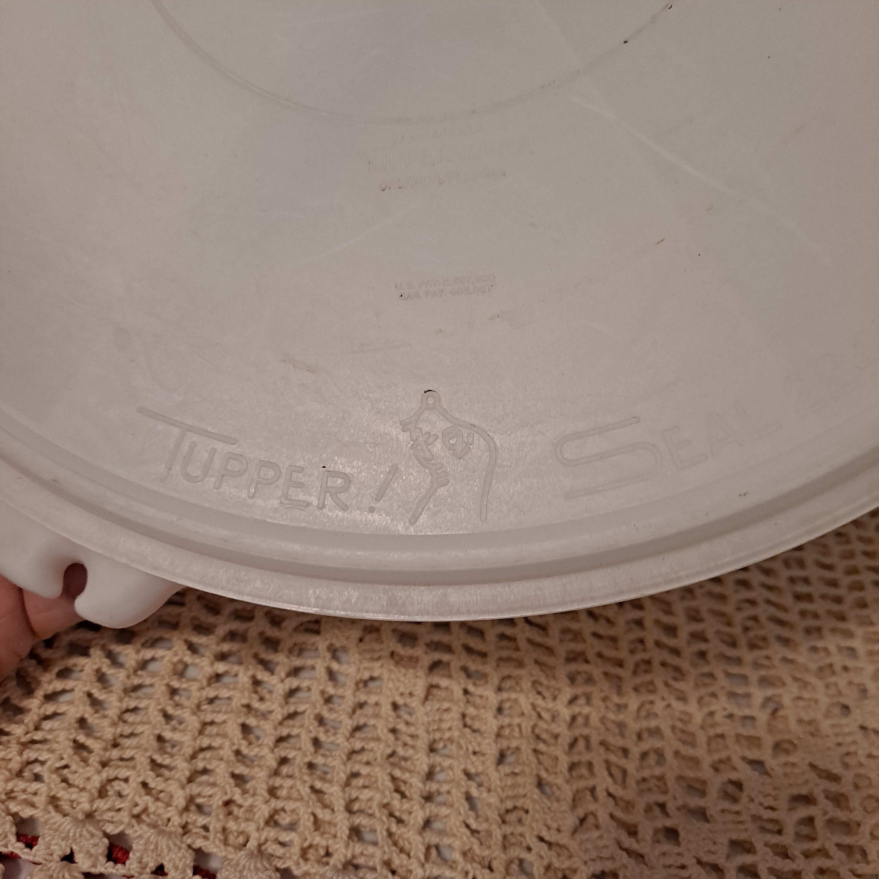 Vintage Tupperware ''tupper Seal'' Divided Snack Relish Plate With Lid ...