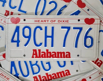 Vintage ALABAMA Nummernschild - Rustikale Garage Mancave Wanddekoration - Geschenk für Autoliebhaber (1 zufällige gute Zustand geprägte AL Tag)