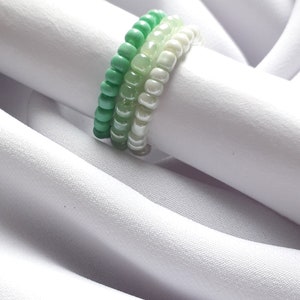 anello con perline fatto a mano