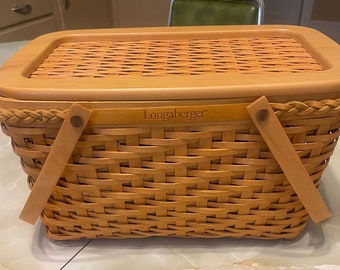 Longaberger’s Handwoven Picnic Basket