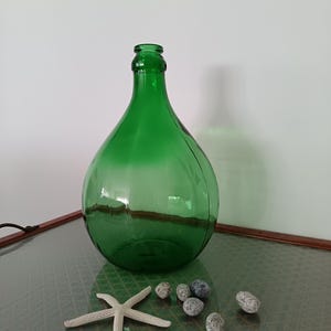 Damajuana vintage verde de 5 l con estuche original. Decoración para el hogar, lámparas, jarrones de jardín, muebles rústicos. Botella de 5 l N230.