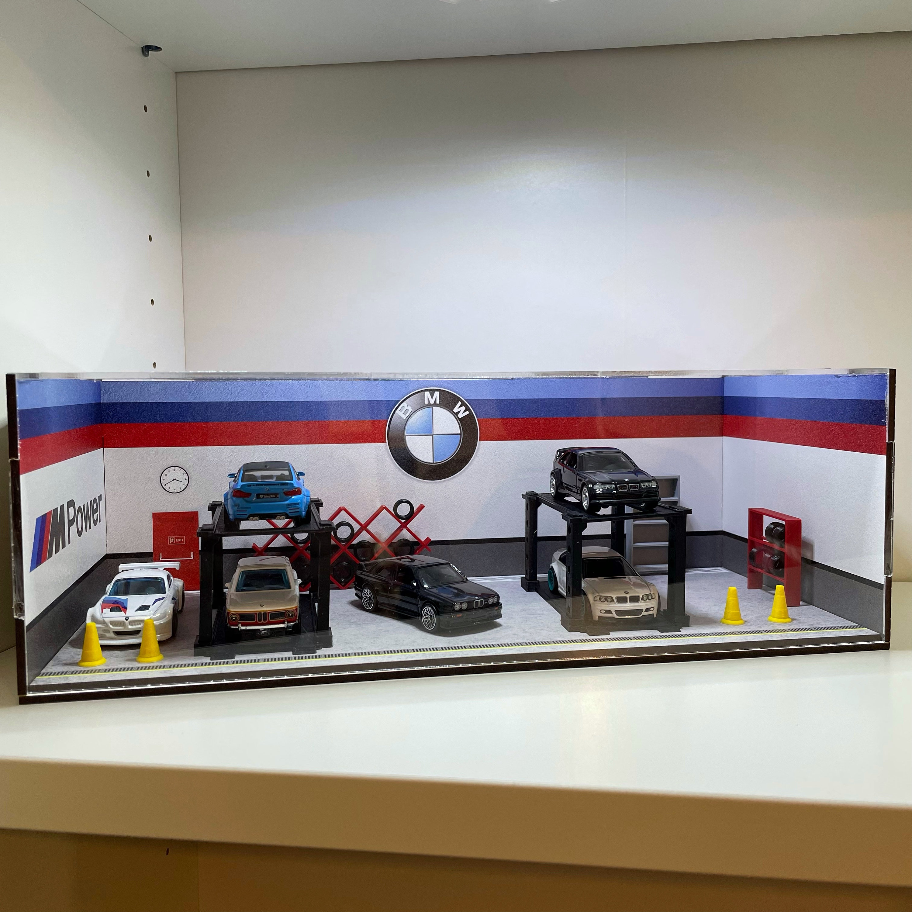 ☆ 1/64 Garage Item A MINI GARAGE DIORAMA FOR 1/64 SCALE DIECASTS | Mercari