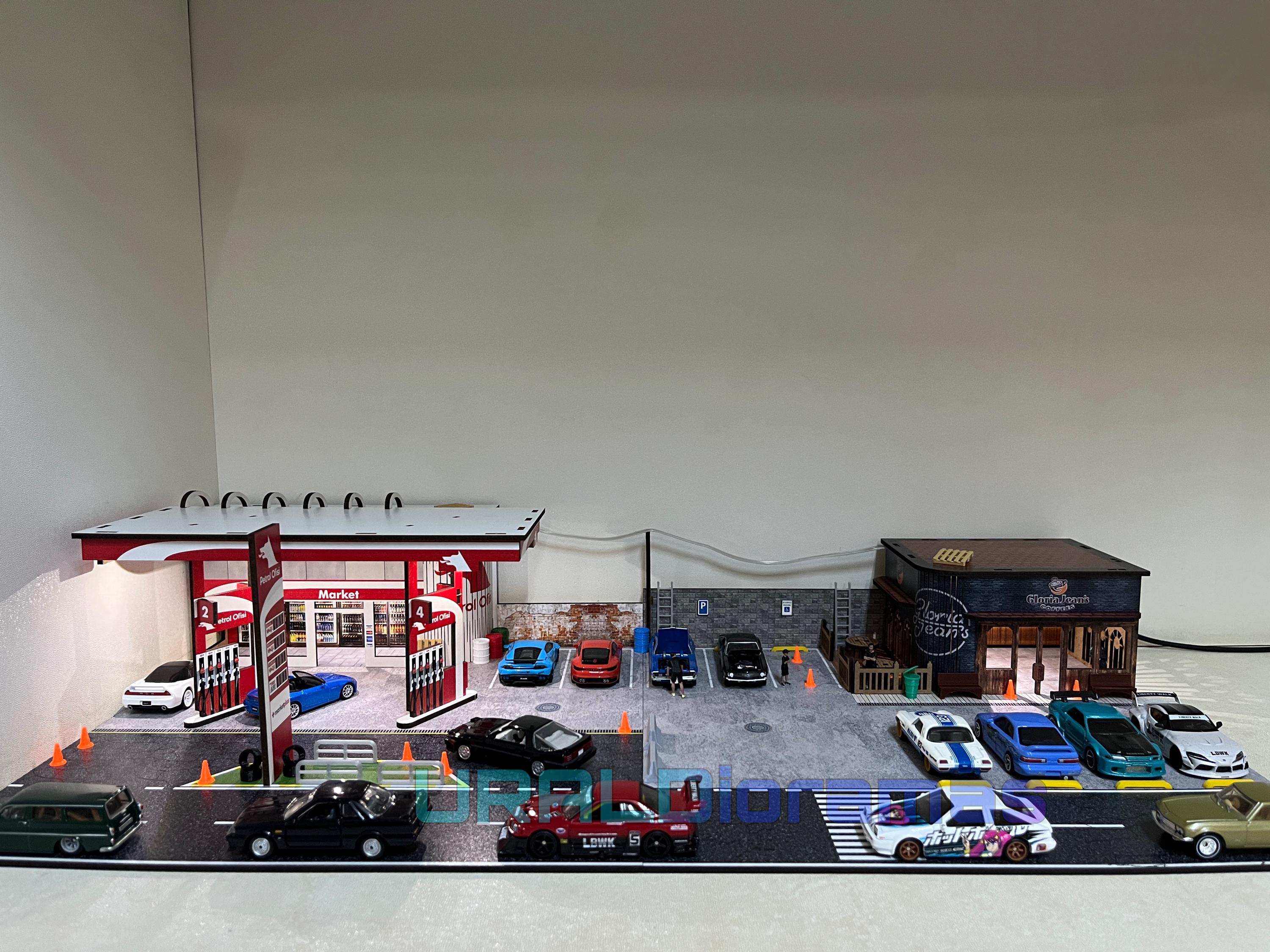 1:64 Diorama Petrol Station and Coffee Shop Scene - Display for