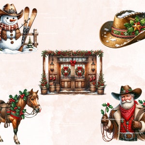 Op de afbeelding: Een digitale illustratie van een kerstsc&egrave;ne met een sneeuwpop die ski's vasthoudt, een cowboyhoed versierd met hulst en een ster, een houten gebouw met een deur en een krans, een paard met een zadel en hulst, en een kerstman met een witte baard en een rode sjaal die een touw met hulst vasthoudt.