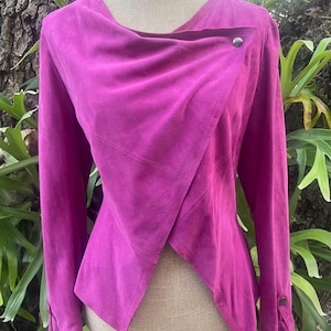 Turkisk rosa mockajacka med volanger