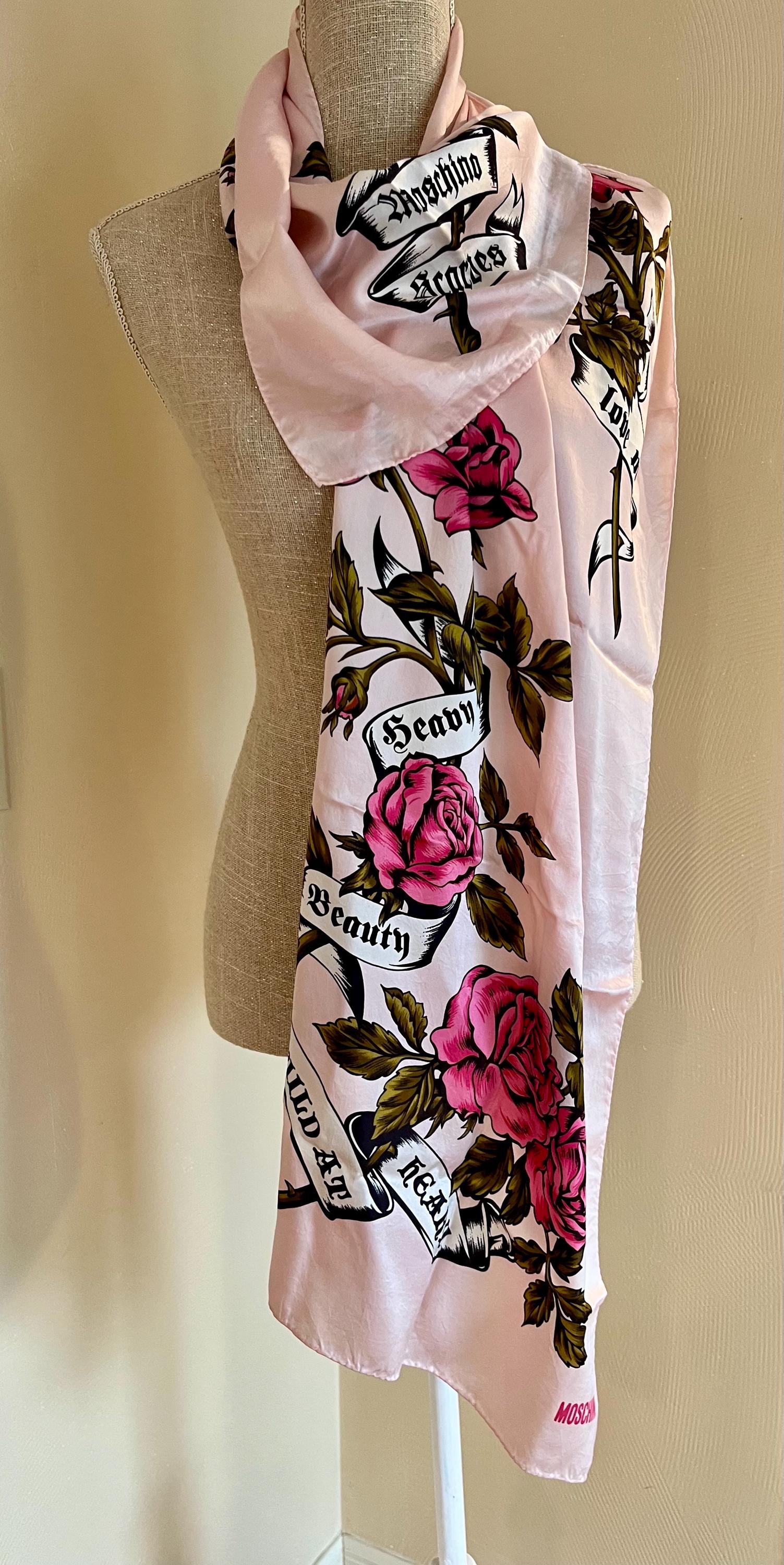 Moschino vintage scarf - Etsy 日本