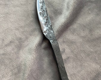 Couteau de chemin de fer forgé à la main