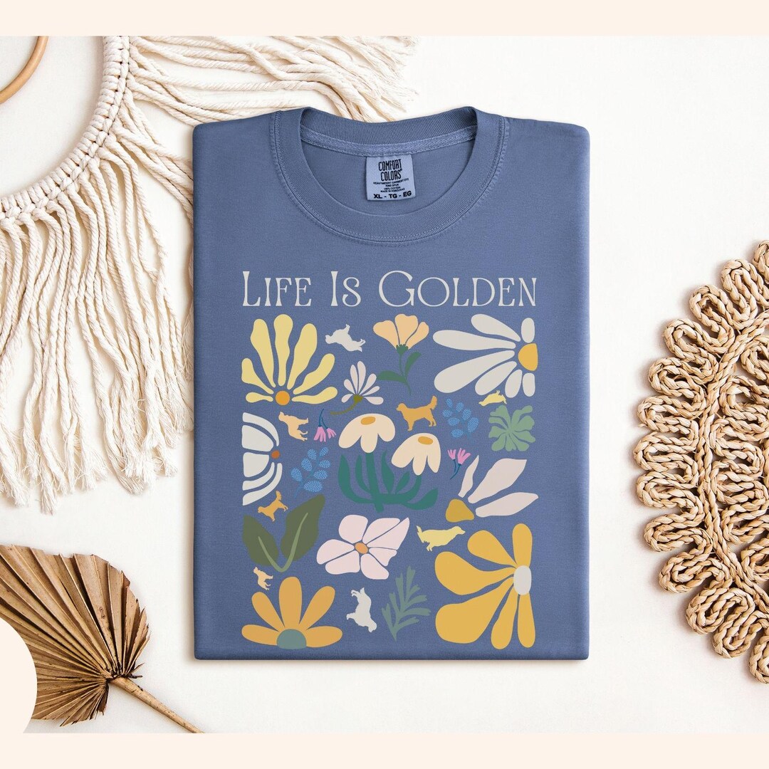 Boho Floral Golden Retriever Shirt Modern Flower Golden Mom Shirt ...