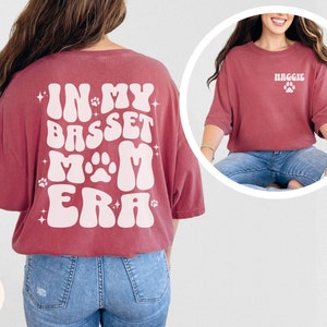 Custom Retro Basset Hound Shirt Personalized Basset Mom Era T-shirt Basset Hound Gifts Basset Hound Mama Birthday Groovy Vintage Style Tee
