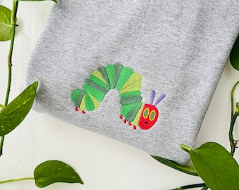 Pull à col rond ou t-shirt brodé Hungry Caterpillar