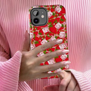 Capa resistente com estampa de morango, caixa de leite com morango rosa, design fofo desenhado à mão, capa protetora para iPhone 15, kawaii