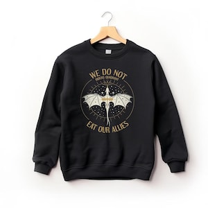Comfort Colors, We Do Not Eat Our Allies t-shirt, Fourth Wing Shirt, Basgiath War College, Violet Sorrengail, Unisex Sweatshirts, Mens Tees