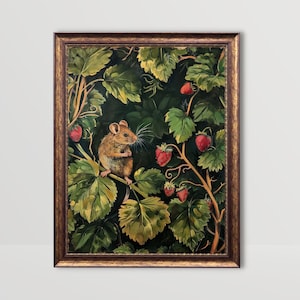 Aardbeienmuis | Cottagecore print, donkergroene humeurige natuur muur kunst botanische dieren schilderij bosrijke kwekerij decor Berry plant muizen kunst
