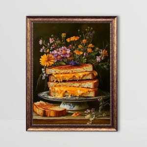 グリルドチーズ | 楽しい食べ物の壁アート、ムーディーなキッチンの面白い静物画、バーカートアート、ダークで気まぐれなプリント、ワイルドフラワー、コテージコアプリント