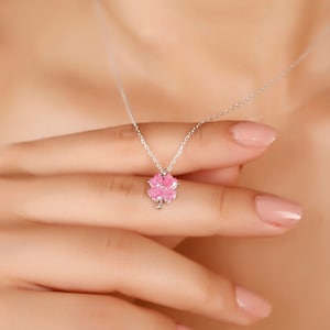 Glücksklee Anhänger Halskette, handgemachter Sterling Silber Schmuck, Geschenk für Frauen, minimalistische Silberkette, Sterling Silber Klee Anhänger