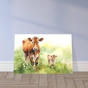 Mucca bambino con mucca madre, mucche al pascolo, vitello, acquerello, fattoria di mucche, arte fattoria, poster di carta semi-lucida premium