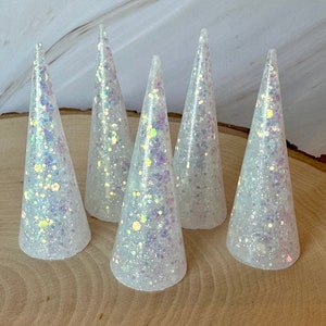 Solid Colored Ring Cones