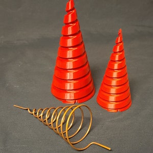 2pc set Fibonacci Electroculture Winding Cone 76.43 degrees Russian Pyramid geometry 6&quot; and 4 1/2&quot; Tall