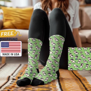 Calcetines de vaquero con estampado de vaca: regalo para mujer con estampado animal / Calcetines de vaca de género neutro / Regalo para todas las edades / Ajuste unisex / Estampado de animales de granja divertido y único