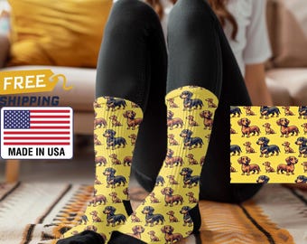 Wiener Dogs Socks - Cute and Fun Dachshund Print | Gender Neutral Gift For All Ages | Unisex Fit Animal Socks | Gift for Dog Lover