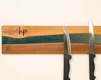 Personalized Magnetic Knife Display Epoxy Wooden Stand, Engraved Kitchen Organizer, Mom Christmas Gift