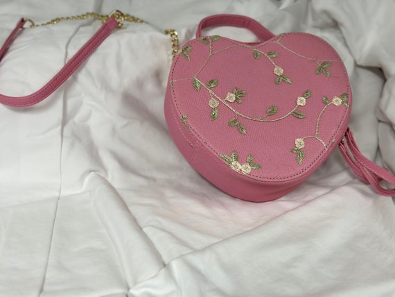 Floral heart purse - image 2