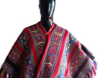 Poncho Unisex Tejido en Lana Multicolor Montañas Andinas