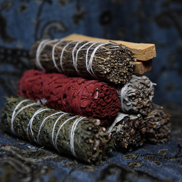 Hand Rolled Smudging and Cleansing Bundle -Dragon's Blood, Palo Santo (2 sticks), Blue Sage, Desert Sage, White Sage, Cedar, Yerba Santa