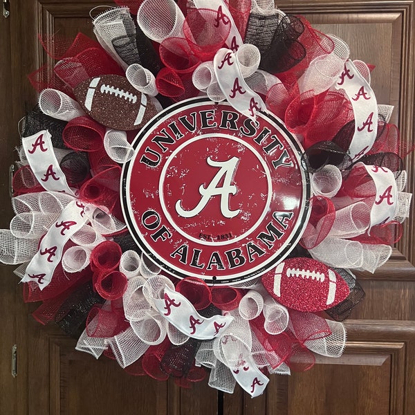 Bama Wreath