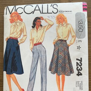 Vintage McCall&#39;s 7234 Sewing Pattern - factory fold/uncut • UNUSED •