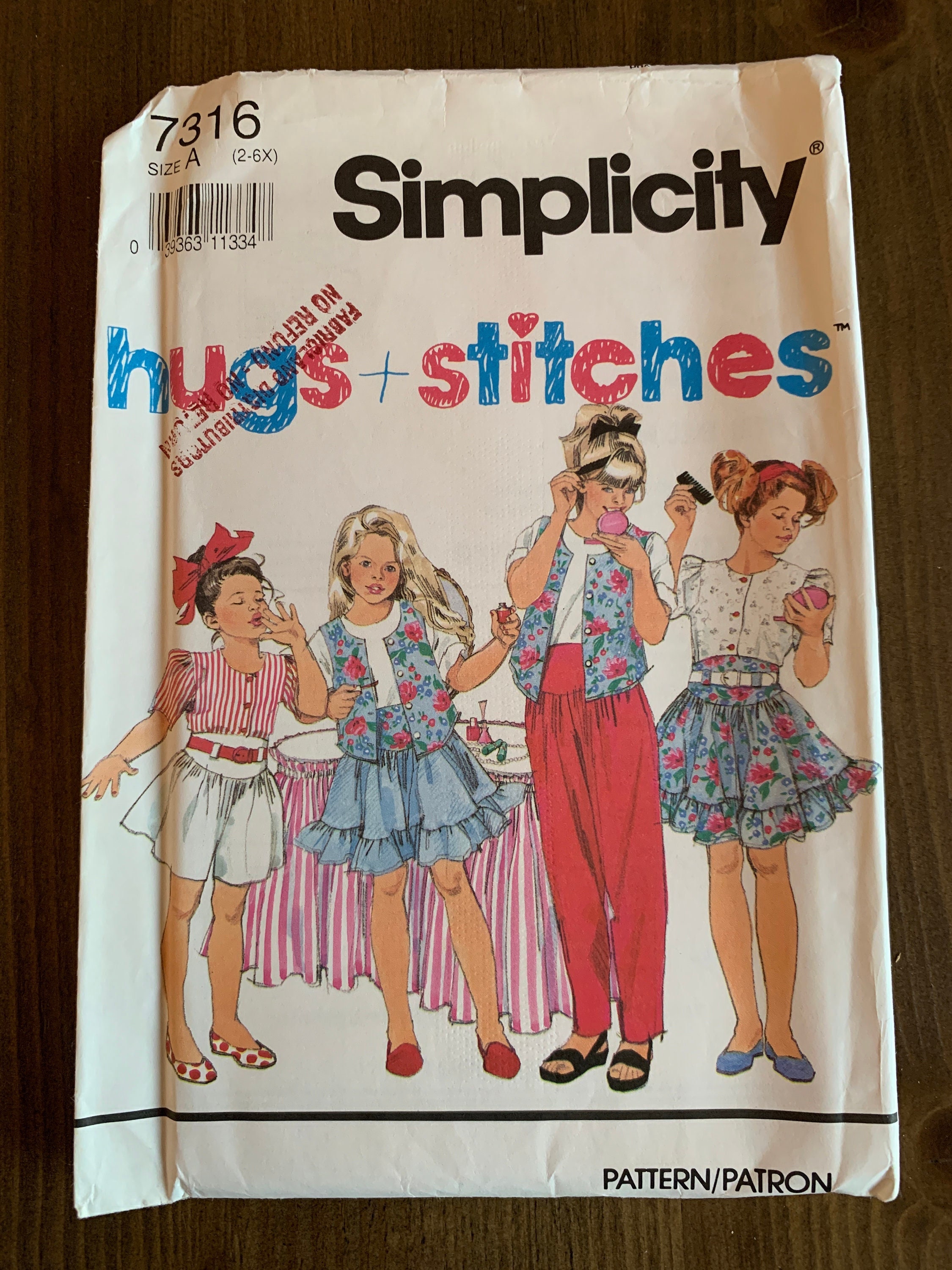 Vintage Simplicity 7316 Sewing Pattern - Factory Fold/uncut