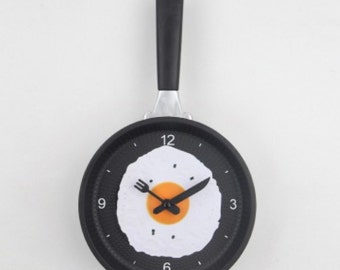 Quirky Fried Egg Pan Clock - Kitchen Wall Décor, Unique Wall Hanging, Frying Pan Clock, Kitchen timer, skillet clock