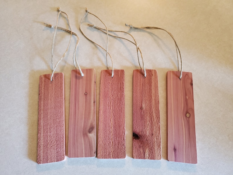 Aromatic Cedar Blocks, 5 Piece Set, Natural Cedar Air Freshener, Natural Moth Repellent, Cedar