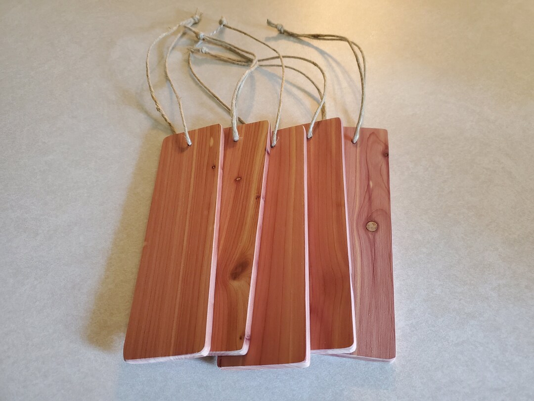 Aromatic Cedar Blocks, 5 Piece Set, Natural Cedar Air Freshener, Natural Moth Repellent, Cedar