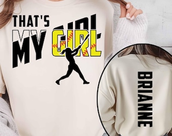 Svg de softball, c'est ma fille, chemise de softball personnalisée, svg de parent de softball, maman de softball, cadeau pour maman, équipe de softball, téléchargement numérique