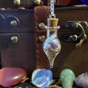 Confidence Spell Jar Necklace