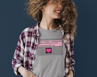 アンネ・フランクのハート型名言Tシャツ：ユニセックス ソフトスタイル ハート型Tシャツ