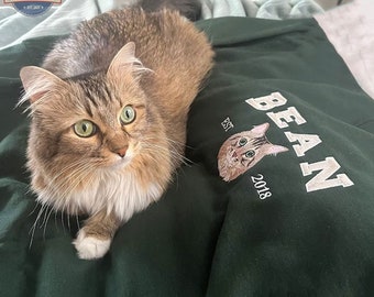 Custom Cat Sweatshirt From Photo, Embroidered Dog or Cat Face Hoodie, Custom Dog, Custom Dog Sweatshirt, Pet Lover Gift, Gift for Pet Lover